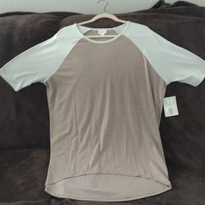 Lularoe M Irma shirt